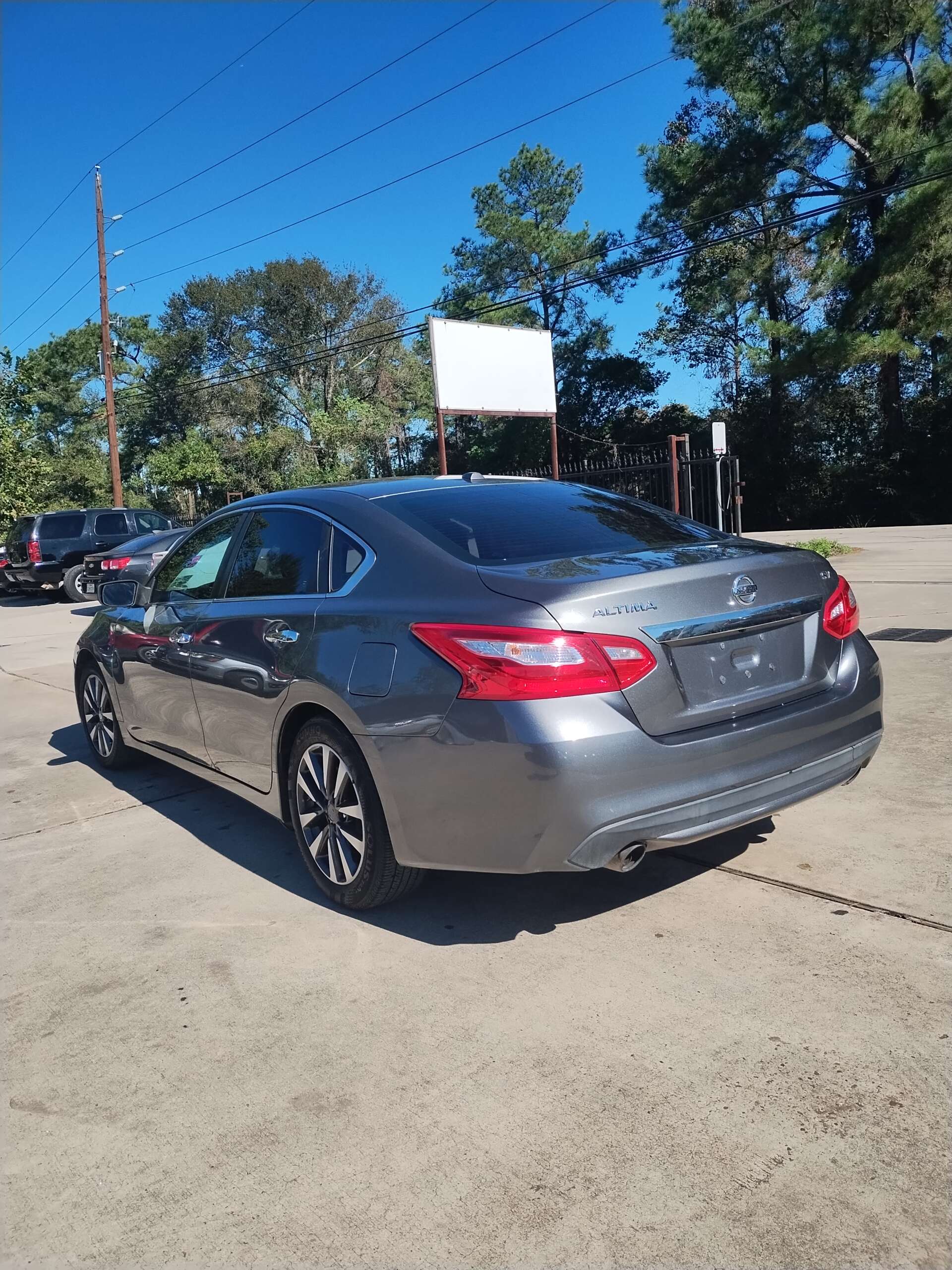 
								2017 ALTIMA 2.5 full									